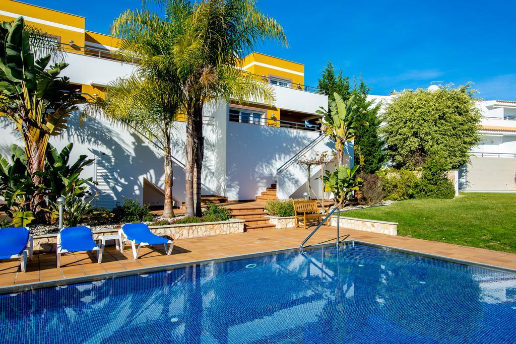 Pine Tree Apartments - Praia Da Coelha - Албуфейра Екстериор снимка