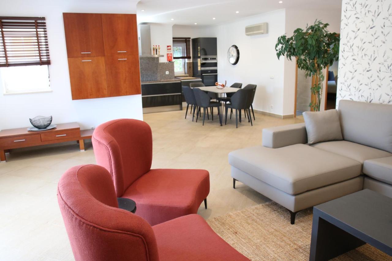 Pine Tree Apartments - Praia Da Coelha - Албуфейра Екстериор снимка