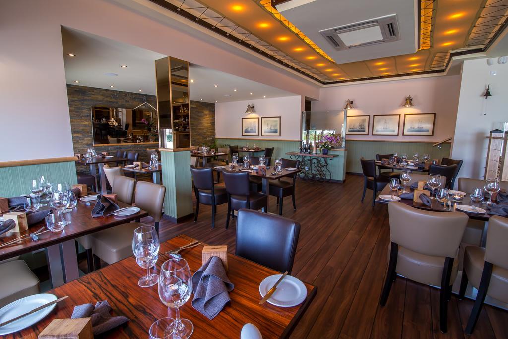 Pine Tree Apartments - Praia Da Coelha - Албуфейра Екстериор снимка
