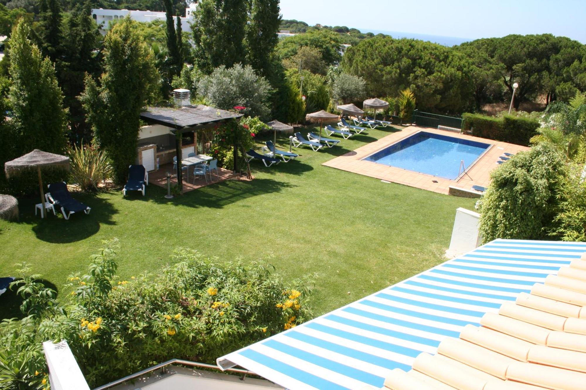 Pine Tree Apartments - Praia Da Coelha - Албуфейра Екстериор снимка