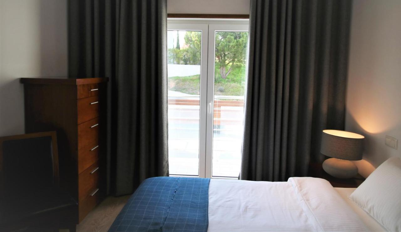 Pine Tree Apartments - Praia Da Coelha - Албуфейра Екстериор снимка