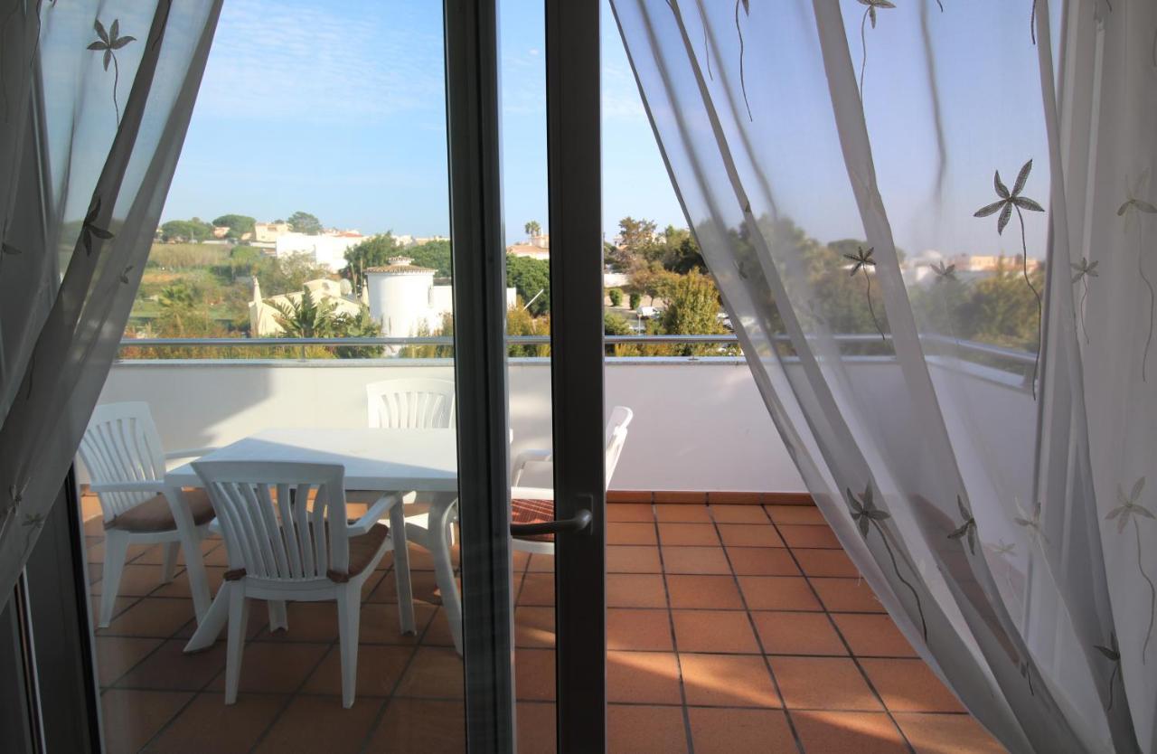 Pine Tree Apartments - Praia Da Coelha - Албуфейра Екстериор снимка